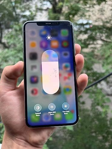 iphone 10 x: IPhone 11 Pro Max, Б/у, 64 ГБ, White Titanium, Чехол, 71 % — 3