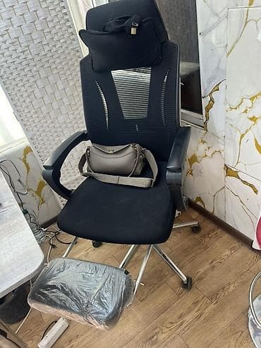 Офис креслолору: Офис креслолор, Дөңгөлөктүү, түсү - Кара — 2