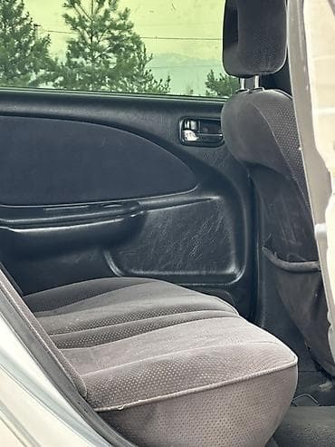 машина коробка автомат купить: Toyota Avensis: 2001 г., 2 л, Механика, Дизель, Лифтбек — 7