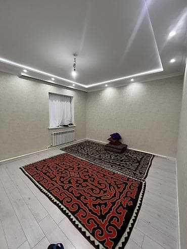 алтын ордо ж м: 220 м², 6 бөлмө, Жылытылган, Забор, тосулган, Унаа токтотуучу жай — 2