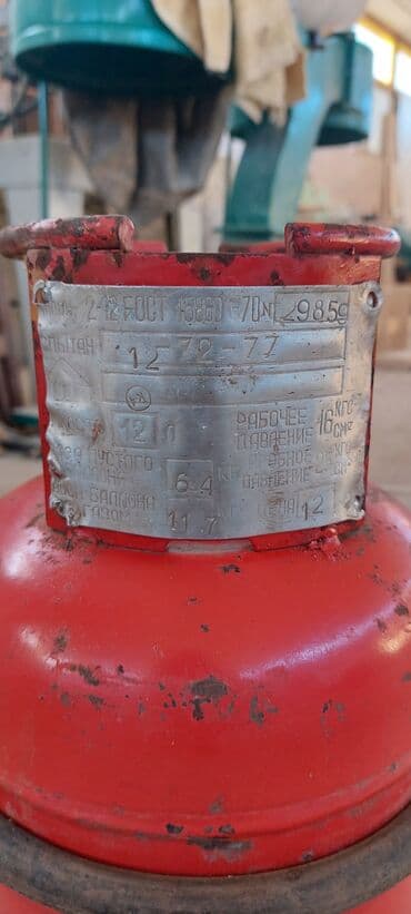 шкаф металлический для документов: Продаю маленький газовый балон, 12литров — 2