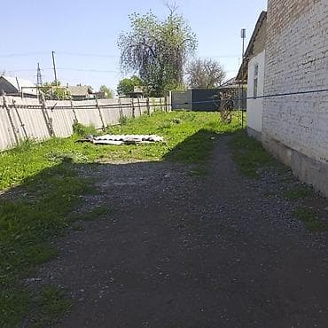 flat kant: Продаётся жилой дом с участком. - Двухэтажный кирпичный дом — 10