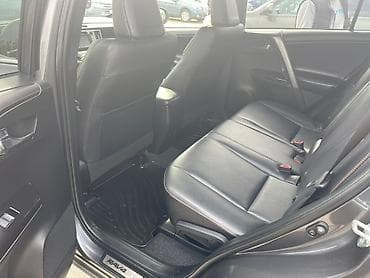 5 5 compressor: Toyota RAV4: 2018 г., Автомат, Кроссовер — 5