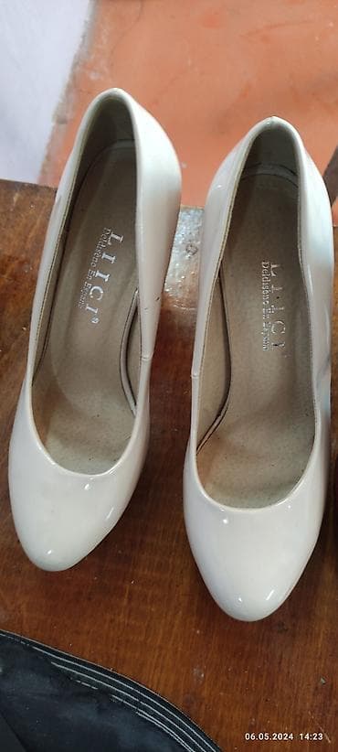 Кроссовки и спортивная обувь: Туфли состояние хорошее размеры 38-39 в Карабалте возможно доставка — 3