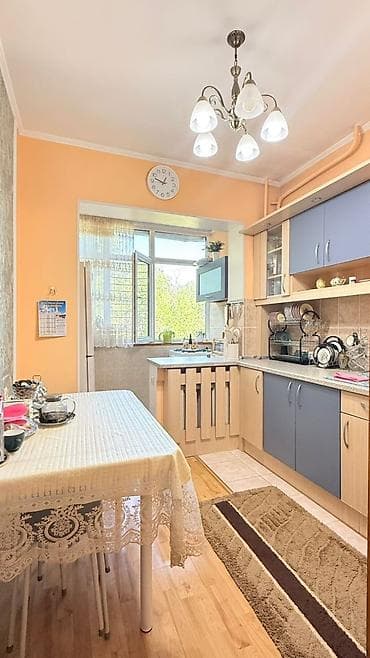 квартира 8 мкрн: 3 комнаты, 70 м², 105 серия, 4 этаж, Косметический ремонт — 7