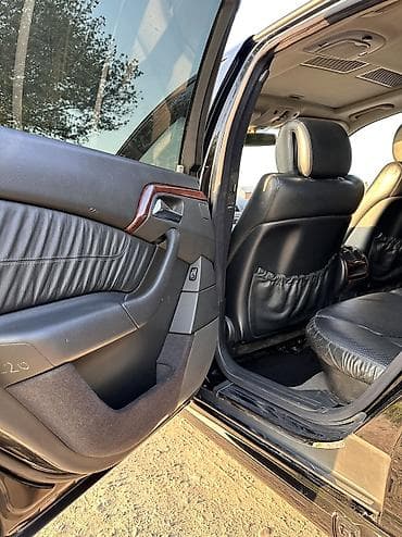 рассматриваю варианты: Mercedes-Benz S-Class: 1999 г., 5 л, Автомат, Бензин, Седан — 8