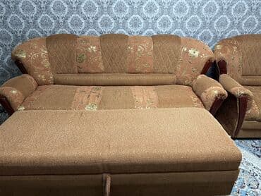 продаю диван для салона: Продается комплект мягкой мебели, один большой диван, один средний и — 2