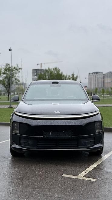 s 221: Lixiang L6: 2025 г., 1.5 л, Автомат, Гибрид, Кроссовер — 7