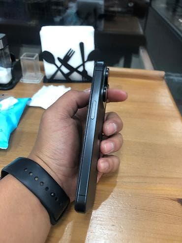 16 pro 128: IPhone 15 Pro, Б/у, 512 ГБ, Черный, Защитное стекло, 78 % — 1