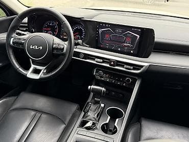 авто симулятор: Kia K5: 2022 г., 2 л, Автомат, Газ, Седан — 6