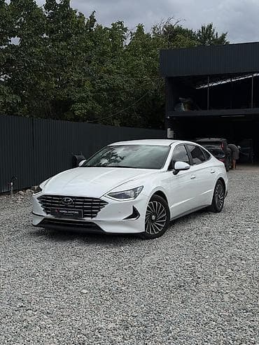 byd plus: Hyundai Sonata: 2022 г., 2 л, Автомат, Гибрид, Седан — 2