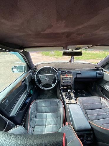 жатый воздух: Mercedes-Benz E-Class: 1998 г., 2.4 л, Кол менен иштөөчү, Бензин, Седан — 4