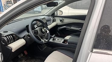 GAC: Электромобиль GAC AION 2022год запас хода 510км цена 10800$, два — 8