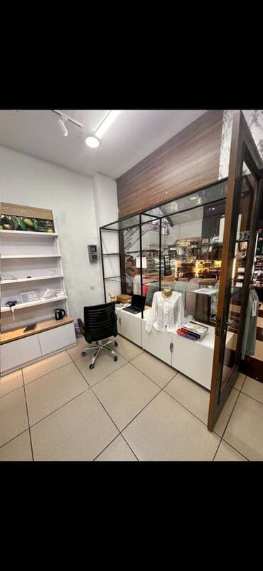 дом обуви: Сдаю Часть бутика, 16 м², Бета Сторес, С ремонтом, Действующий, Частично с оборудованием — 2