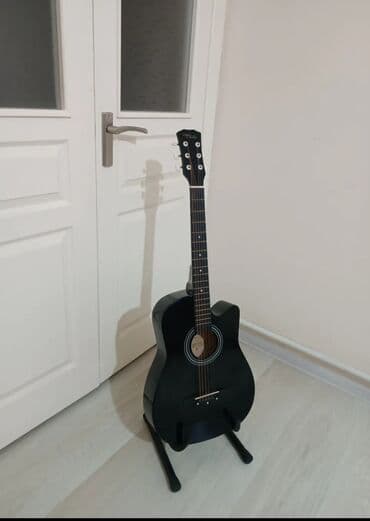 Гитара акустическая