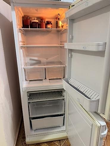 q макс: Холодильник Indesit, двухкамерный, белый. Состояние отличное, работает — 7