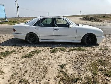 Шиналар жана дисктер: Дөңгөлөктөр монтажда 235 / 35 / R 19, Комплект, Жеңил унаалар, Куйма, тешиктери - 5 — 4