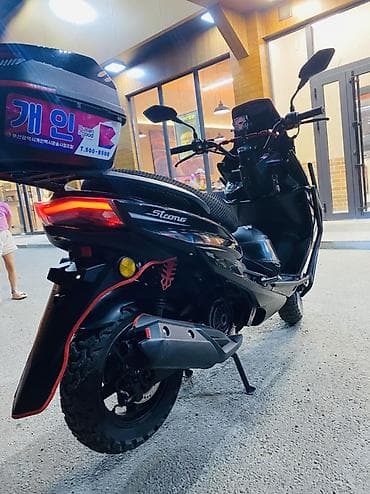 мото мапеь: Макси 2025🏍️ Абалы жакшы суроттогудой✅ Пластигинде 1-2жеринде сыныгы — 3