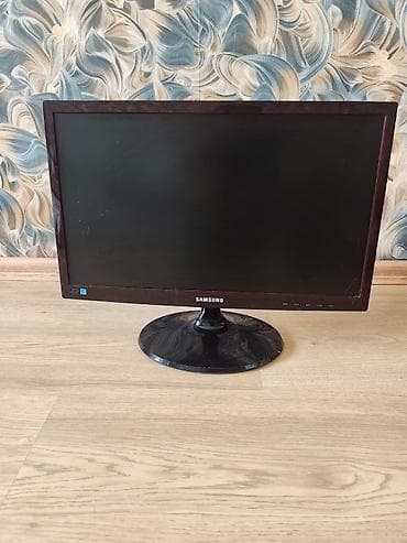 32 дюймовый монитор: Два ЖК‑монитора для ПК. 1) LG Flatron W2234S - Диагональ 22" (серия — 2
