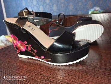 Туфли: Абсолютно новые танкетки с вышивкой, очень аккуратно и красиво сидят — 6