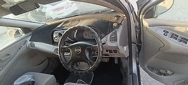 подголовник на лексус: Nissan Tino: 2002 г., 1.8 л, Автомат, Газ, Хэтчбэк — 8