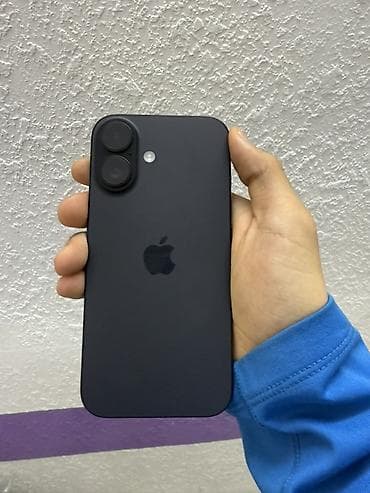 IPhone 16, Б/у, 128 ГБ, Черный, Защитное стекло, 100 %