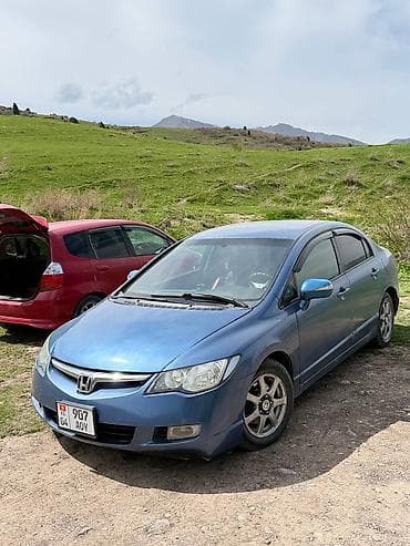 Honda Civic: 2007 г., 1.8 л, Автомат, Бензин, Седан