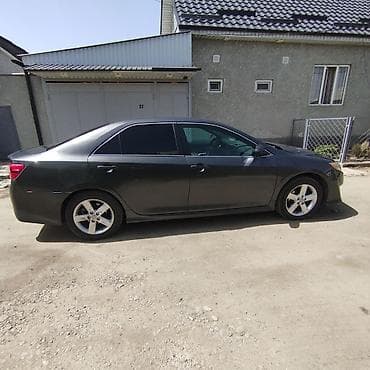 toyota is: Toyota Camry: 2012 г., 2.5 л, Автомат, Бензин, Седан — 10