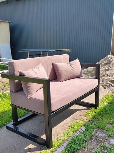 полки для кафе: Производство торговых, офисных стеллажей, витрин, кассовых столов — 2