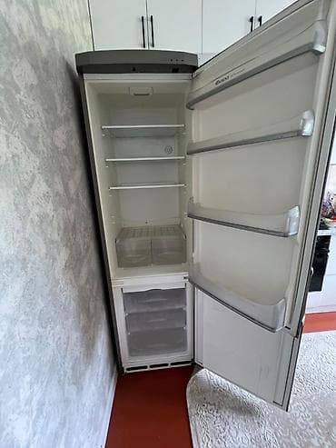 витринный холодилник: Холодильник Ardo, Б/у, Двухкамерный, 60 * 195 * — 3