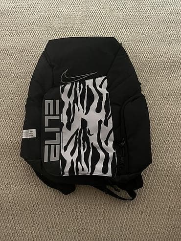 Рюкзак Nike Elite + носки Nike Elite 1600сом, для тренировки и так же at lalafo.kg Рюкзак Nike Elite + носки Nike Elite 1600сом, для тренировки и так же