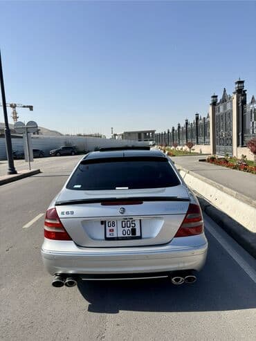 обмен авто с доплатой: Mercedes-Benz E-Class: 2002 г., 5 л, Автомат, Бензиновая, Седан — 6