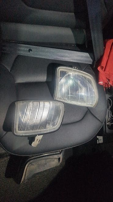поворотник мерседес: Поворотники депо, на w124, рестовые, цена за обеих — 1