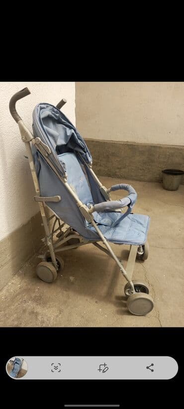 срочно продаю в связи с переездом: Коляска, цвет - Голубой, Б/у — 3