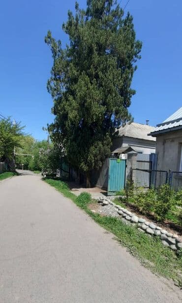 жилой дом ош: Дом, 65 м², 4 комнаты, Агентство недвижимости, Старый ремонт — 2