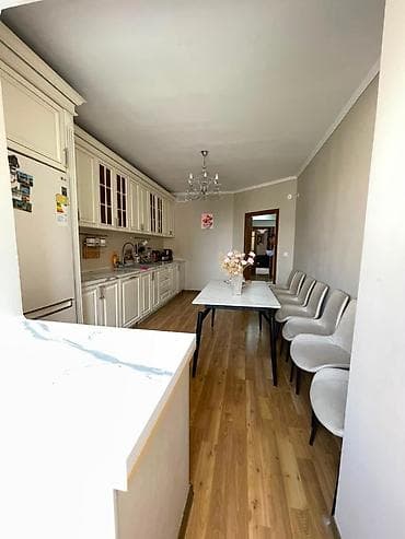 Батирлер: 5 жана андан көп, 171 м², Ак-Кеме (эски аэропорт) 5 кабат, Евро оңдоо — 7