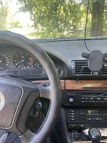 мерседес т 1: BMW 5 series: 1996 г., 2.5 л, Кол менен иштөөчү, Седан — 4