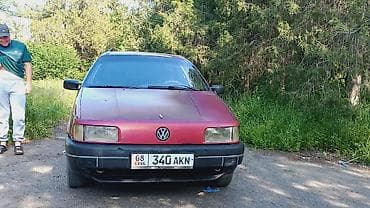 линолеум на авто: Volkswagen Passat Variant: 1991 г., 1.8 л, Механика, Газ, Универсал — 3