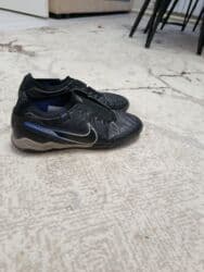 Кроссовки и спортивная обувь: - Размер: EU 40.5 / US 7.5 / длина стопы 250 мм (указано на ярлыке). - — 8