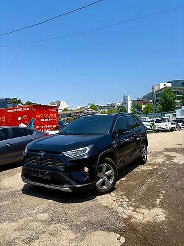 limited: Toyota RAV4: 2021 г., 2.5 л, Автомат, Гибрид, Кроссовер — 1
