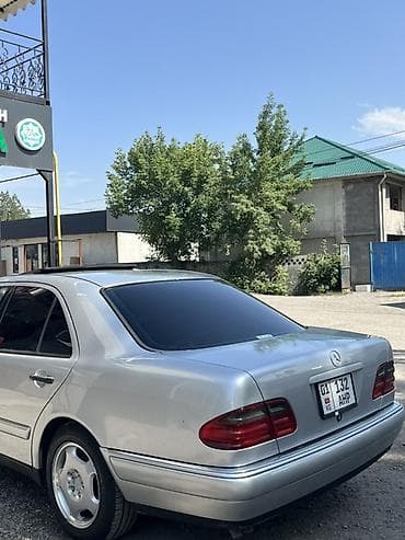 Mercedes-Benz E-Class: 1997 г., 3.2 л, Автомат, Бензин, Седан — 5