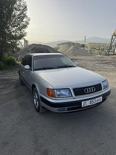 авто из китая в рассрочку: Audi 100: 1993 г., 2 л, Механика, Бензин, Седан — 4