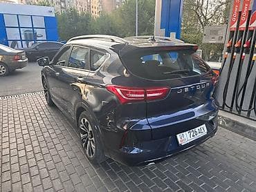 1: Jetour X70SEV: 2022 г., 1.5 л, Бензин, Кроссовер — 3
