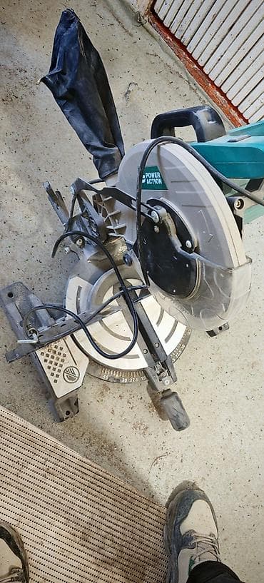 Контейнеры: Торцовочная пила Power Action (электрическая) - Тип: стационарная — 2