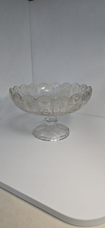 Фруктовница СССР, хрусталь, алмазная грань, чаши 31см, без сколов и at lalafo.kg Фруктовница СССР, хрусталь, алмазная грань, чаши 31см, без сколов и