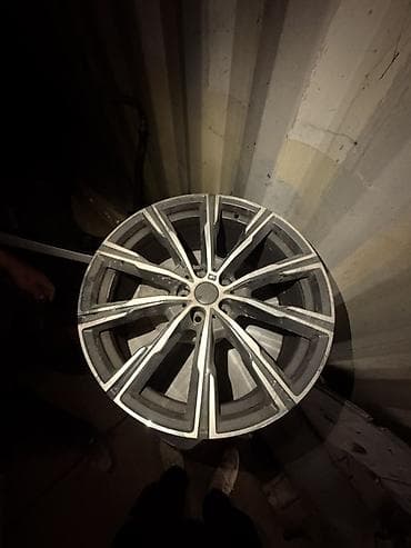 mini kooper: Литые Диски R 20 BMW, Комплект, отверстий - 5 — 1