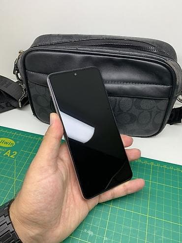 deco e4: Xiaomi, 12 Pro, Б/у, 256 ГБ, цвет - Серебристый, 2 SIM — 2
