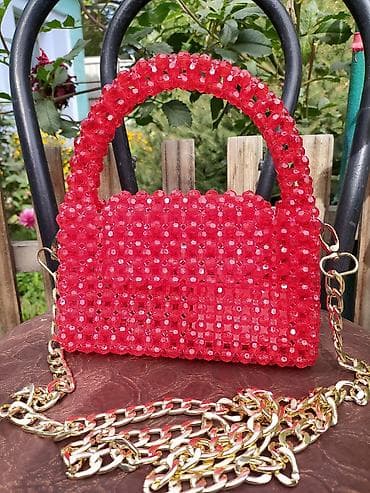 резинки для плетения rainbow loom: Продаю Сумочку из бусин ручной работы
адрес Бишкек район Гес 2 — 1