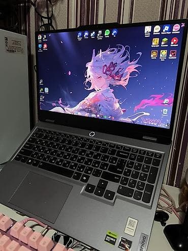 Игровой ноутбук Lenovo LOQ 15 есть подсветка на клавиатуре