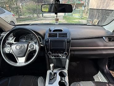 Toyota Camry: 2013 г., 2.5 л, Автомат, Бензин, Седан at lalafo.kg Toyota Camry: 2013 г., 2.5 л, Автомат, Бензин, Седан